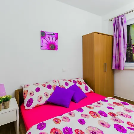 Andrijanic Apartamento *